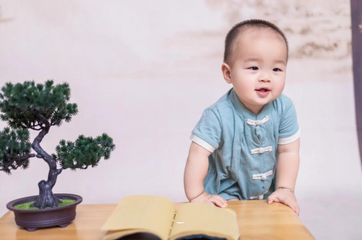 供卵包生男孩公司宝宝戒奶要哭几个晚上